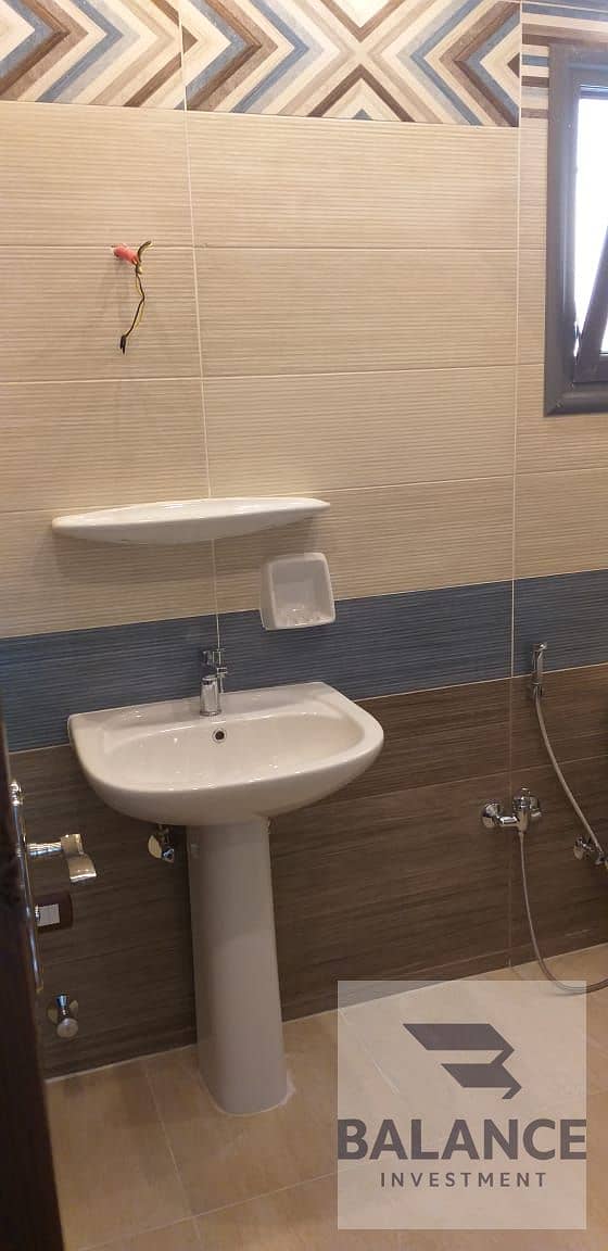 6 9e407f49-aea0-419d-bf5e-9af76725a44f. jpg