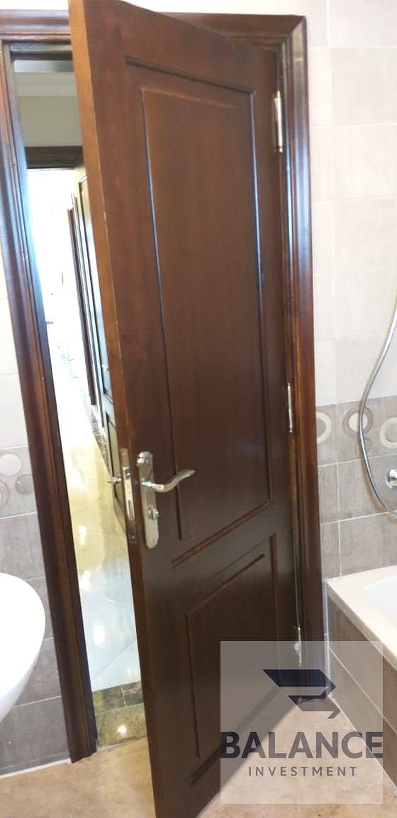 7 2ae8c9d4-6d08-4851-b9fb-427a5efac74b. jpg