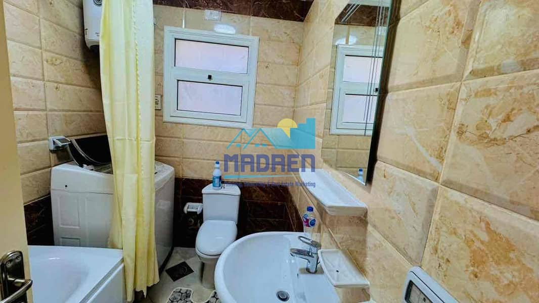 10 3088bb30-af89-4e8c-8e06-01482a269828. jpg