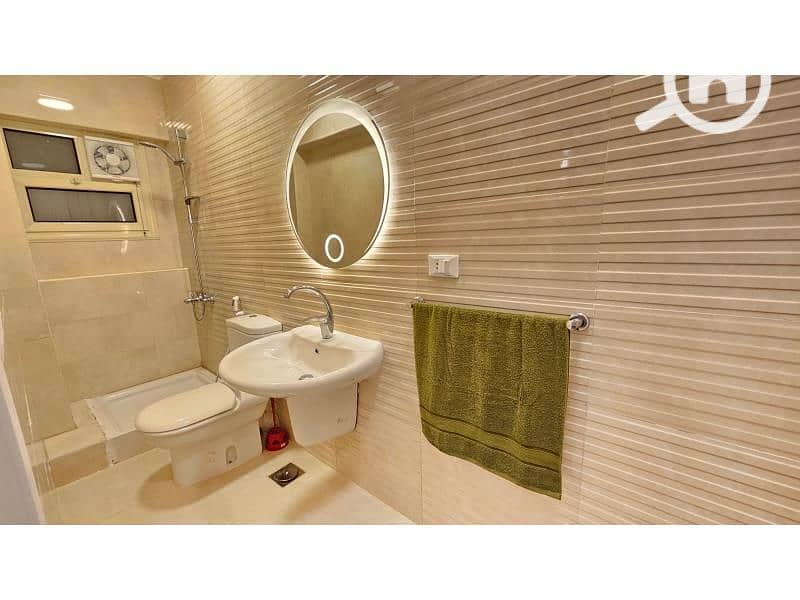 21 WhatsApp Image 2025-12-15 at 06.40. 23_0efbda6f. jpg