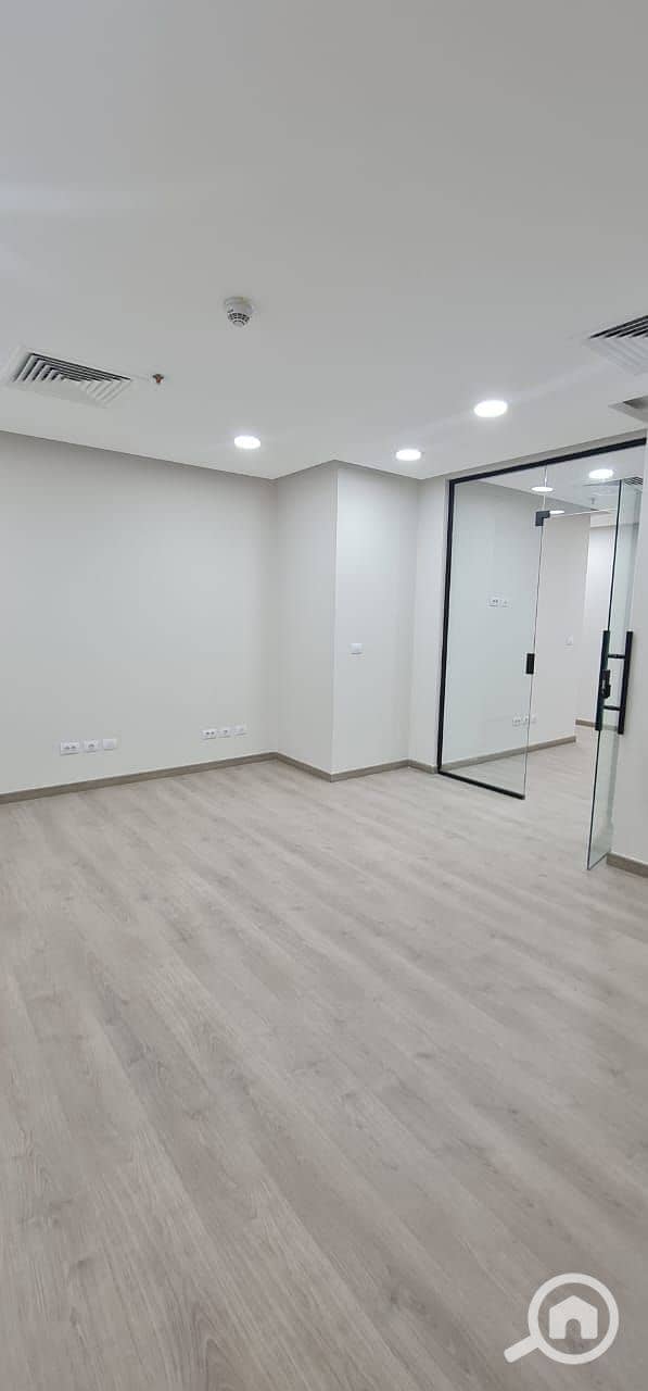 4 maktab trivv 4. jpg