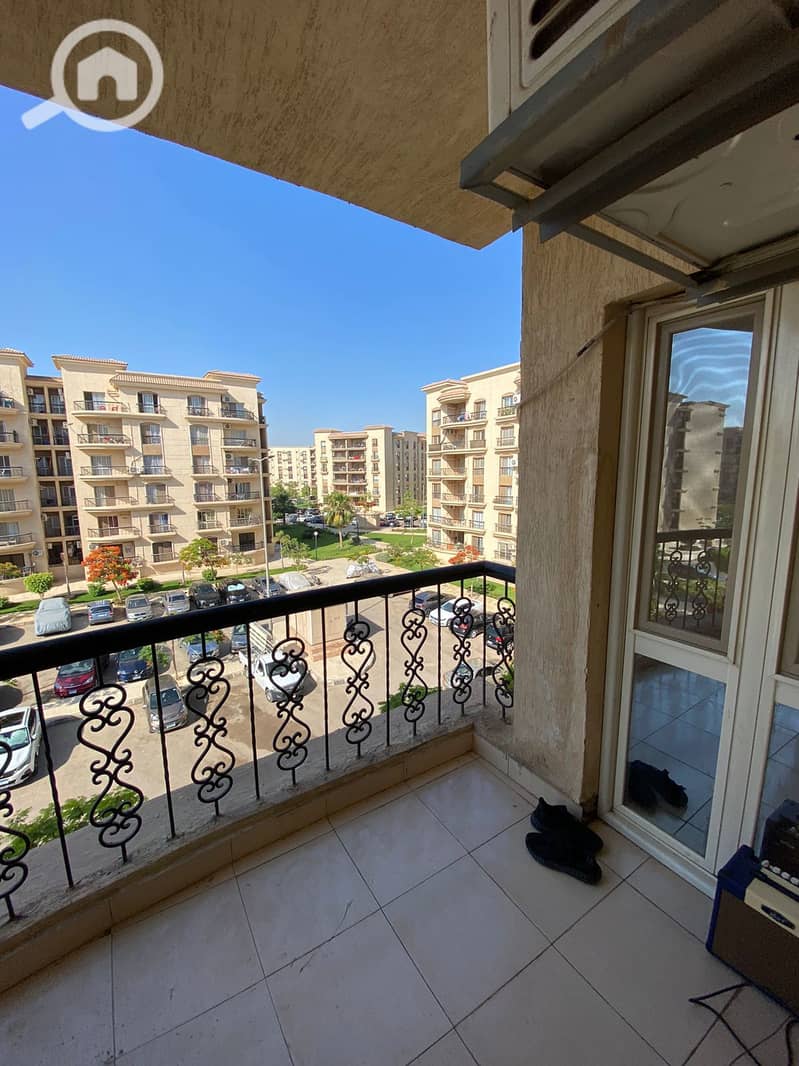 8 4ec6e4b0-6852-4674-b31d-3ad7487b6c90. jpeg