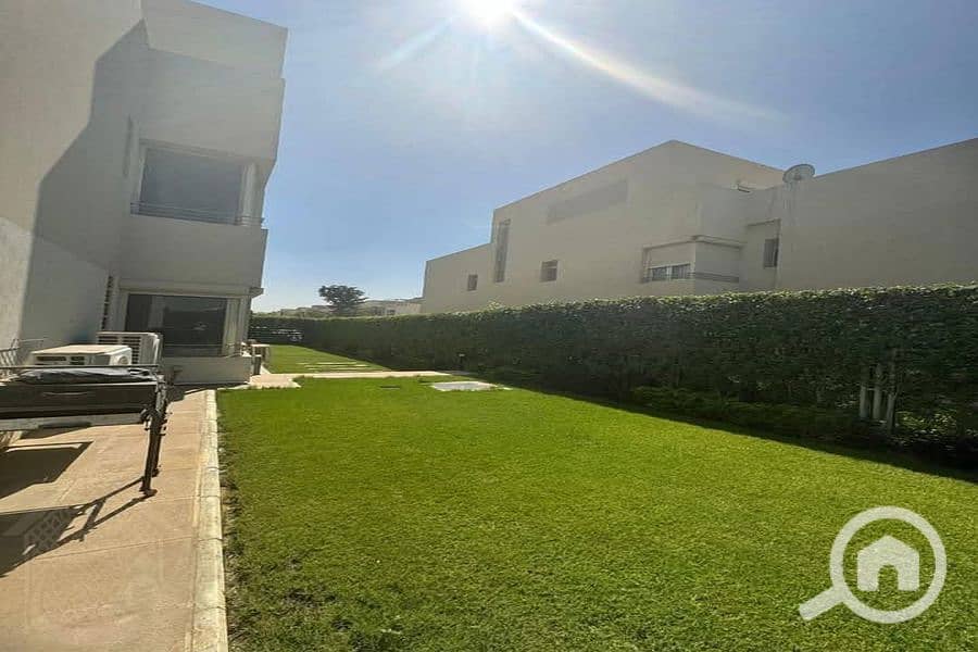 2 Background (3). png