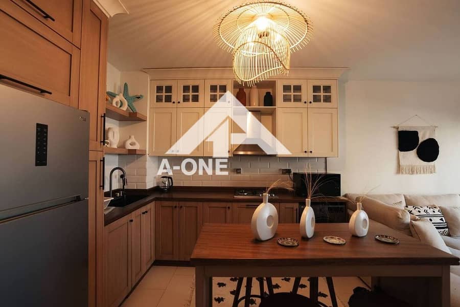 8 b352f761-e13f-4c70-a7f3-f5c0e2500e4e. jpg