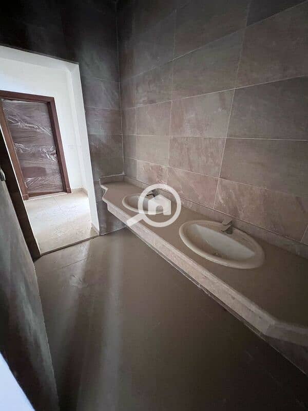 16 IMG-20251215-WA0325. jpg