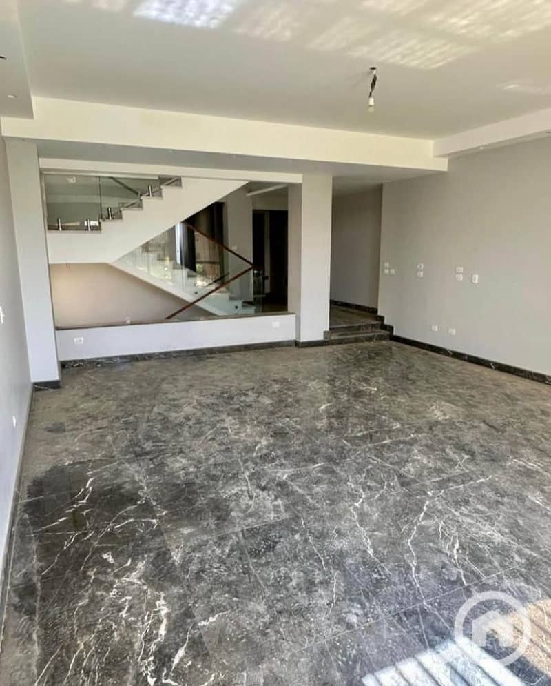 8 WhatsApp Image 2025-12-15 at 5.41. 27 PM (1). jpeg