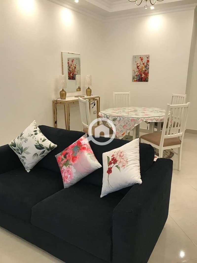 10 3bb7bd47-324a-41d1-98ed-0e233f10d281. jpeg