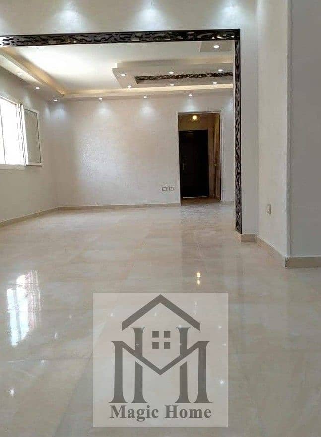 4 a20ea75b-4e8c-411e-bcfd-93dafbca5317. jpg