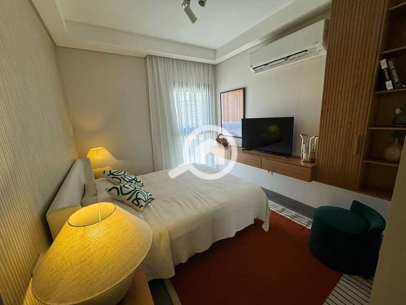 2 WhatsApp Image 2024-11-24 at 22.12. 10_98057a00. jpg