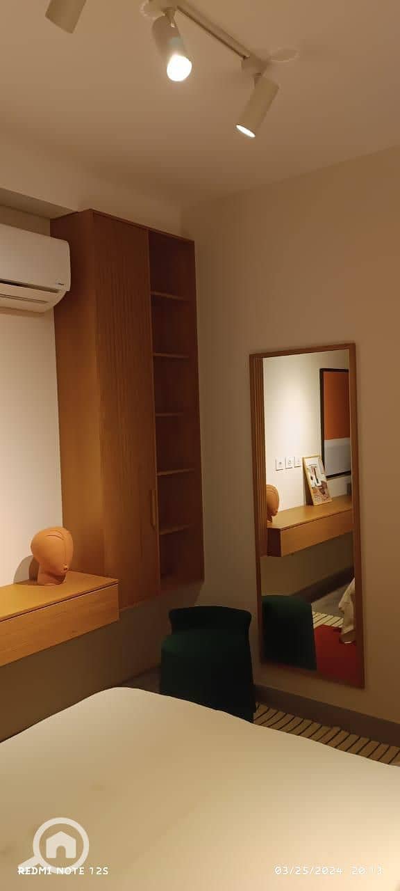 10 WhatsApp Image 2024-11-24 at 22.12. 14_c7a5bbc4. jpg