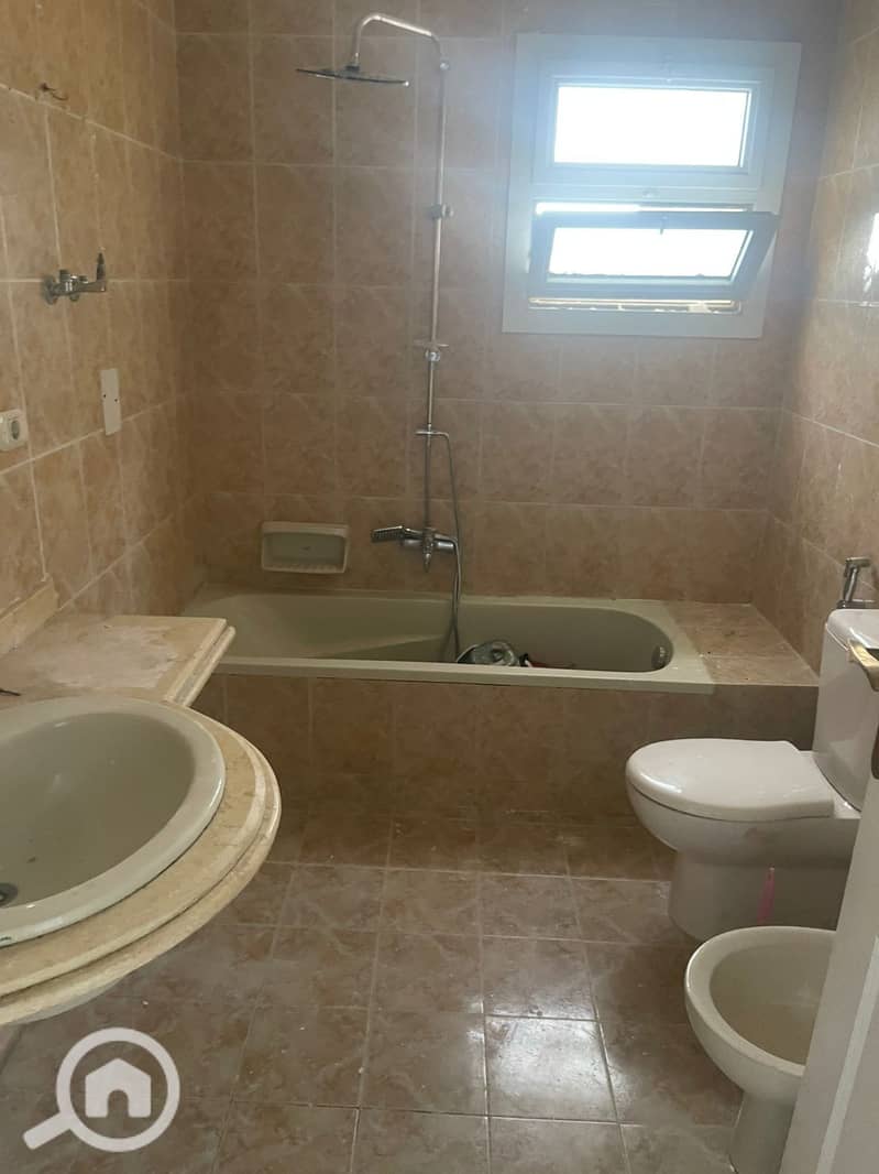 3 db56d3be-4189-4c9e-994d-9f969e105d67. jpeg