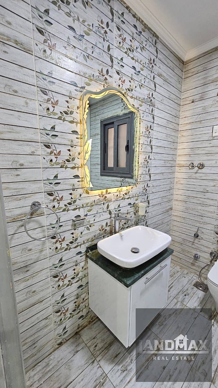 17 WhatsApp Image 2025-12-03 at 13.54. 39_69f21c55. jpg