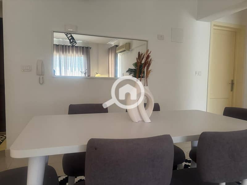 7 b4987c6f-0307-4d35-9262-28a665a1712e. jpeg