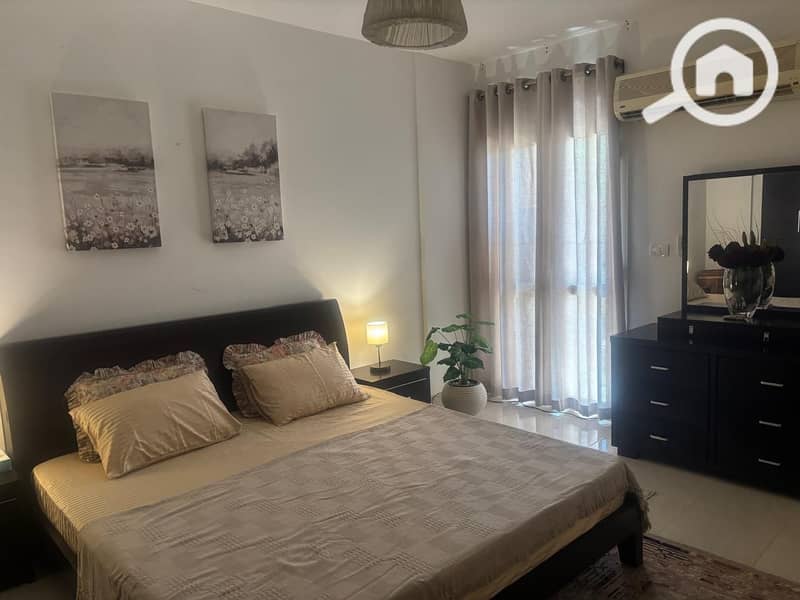 8 dc966755-7b7f-4689-a0de-961fa70bdc7e. jpeg