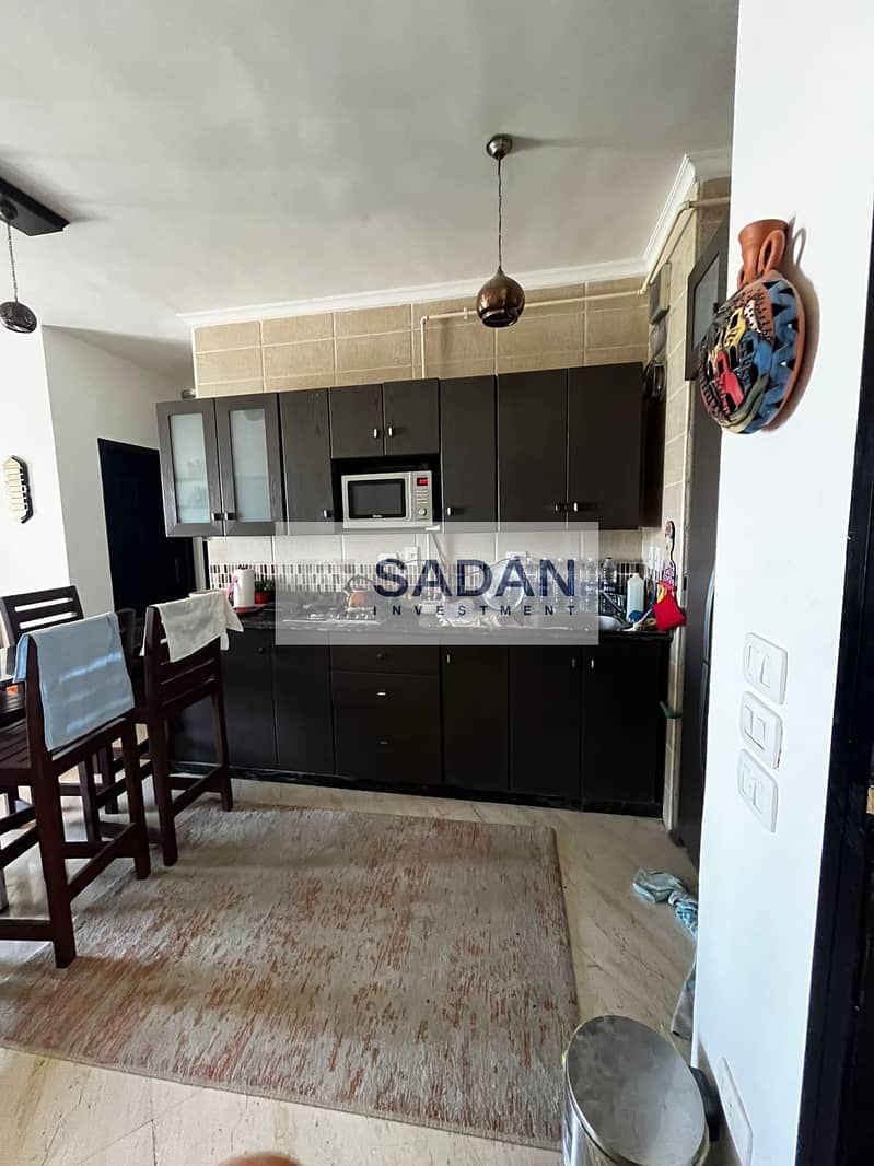 5 142e817a-cdb9-4654-b1f0-6fbd80b47462. jpeg