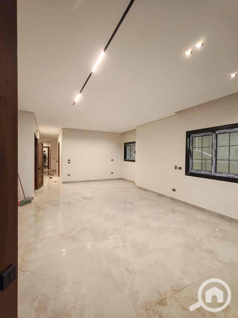 5 b1d9b2fa-8005-43e6-ab77-cca93a6b550e. jpg