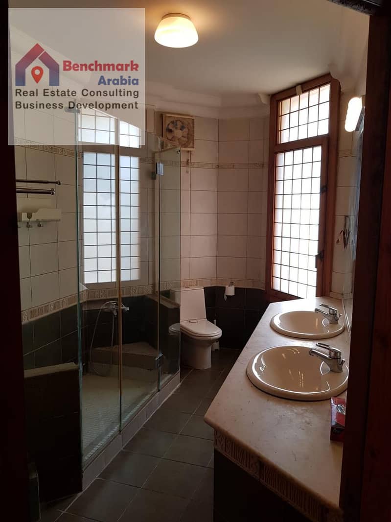 21 a877b3dc-2e31-4f0e-a287-0d9d548463e6. jpeg