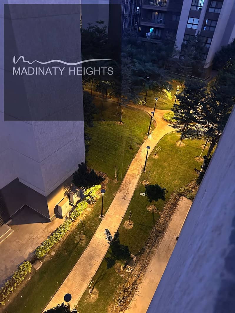 15 WhatsApp Image 2025-12-15 at 15.37. 42_32330952. jpg