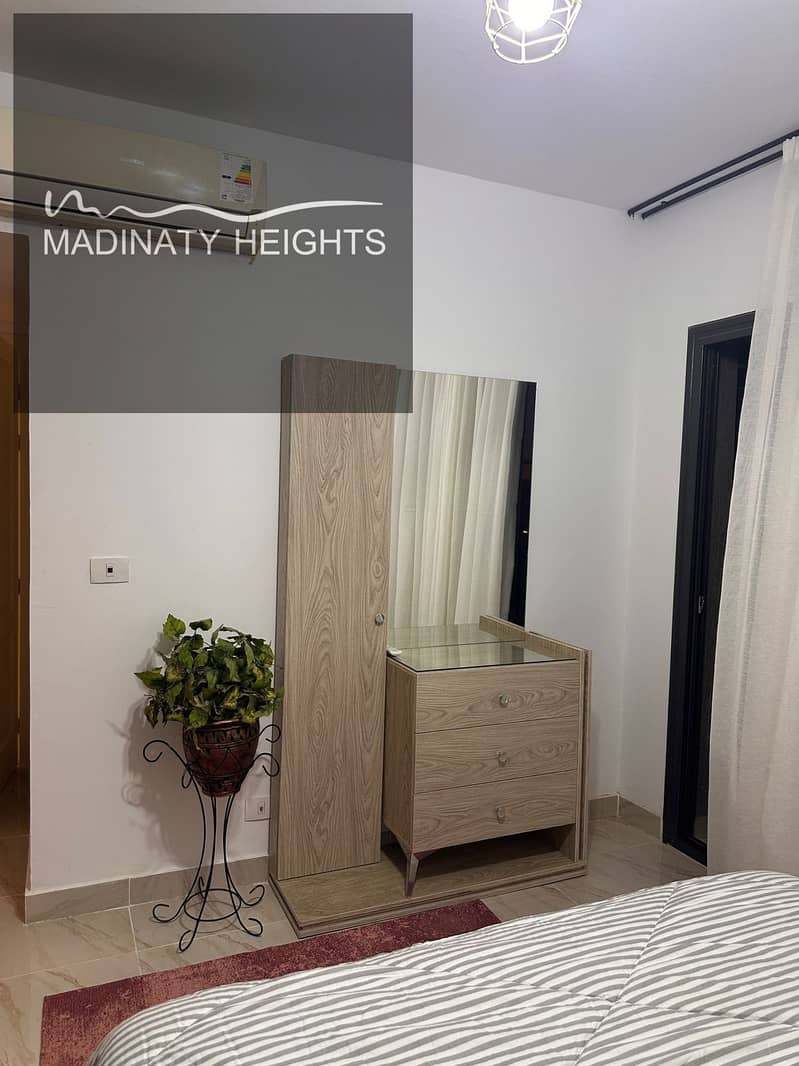 22 WhatsApp Image 2025-12-15 at 15.37. 44_cfcf1ec1. jpg