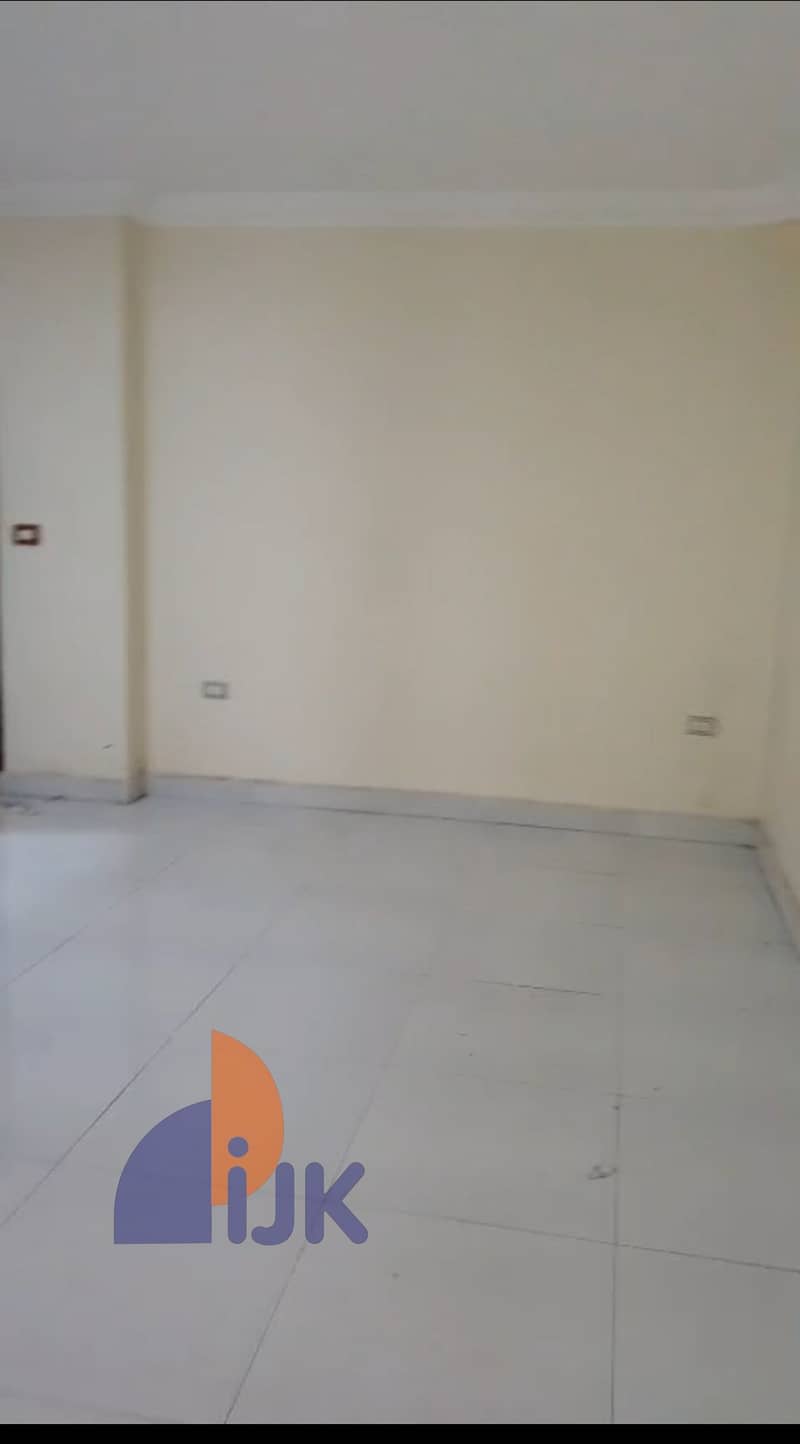 4 IMG_٢٠٢٥١٢١٥_١٨٢٢٥٥. jpg