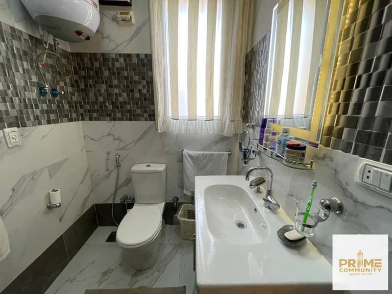 8 WhatsApp Image 2025-12-07 at 16.46. 53_927432a9. jpg