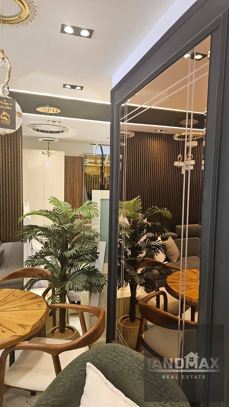 5 WhatsApp Image 2025-12-15 at 5.49. 37 PM (2). jpeg