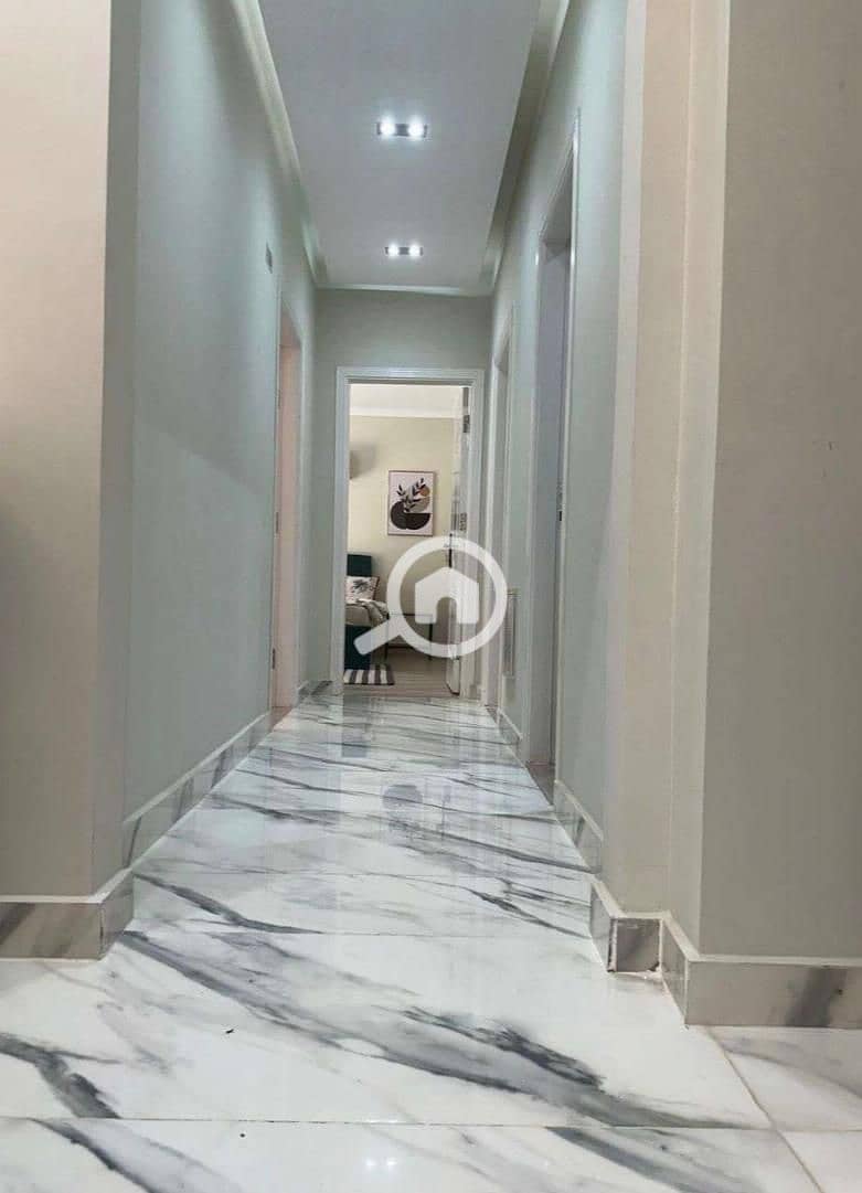 2 WhatsApp Image 2025-12-10 at 18.15. 53. jpeg