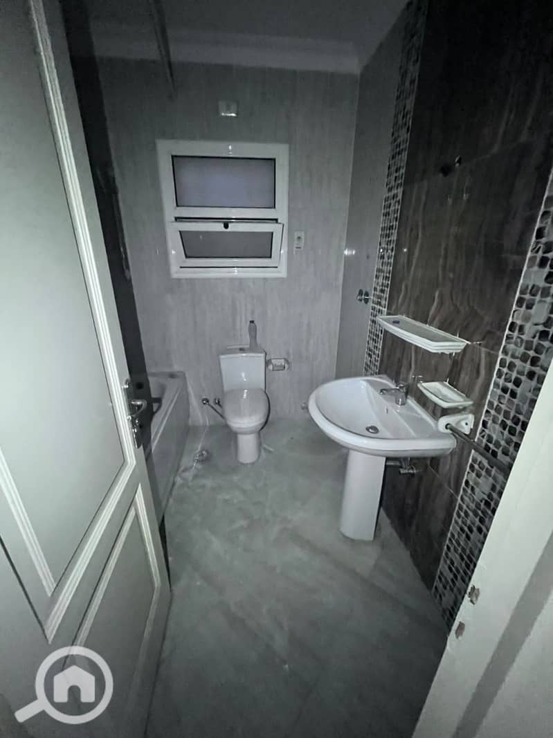 5 WhatsApp Image 2025-12-15 at 4.23. 43 PM (1). jpeg