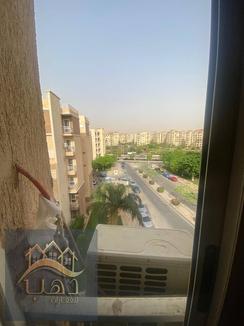 4 fbe8d922-6912-4ceb-b1b5-1d394cd48dd4. jpg