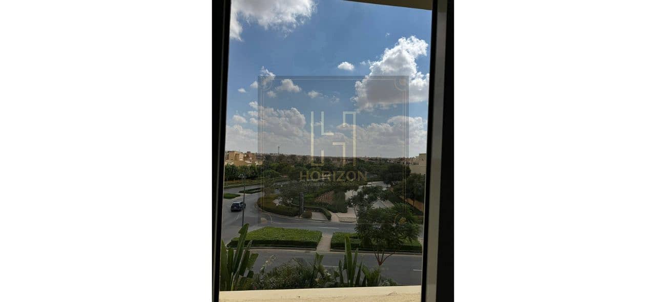 4 1762b4f0-64f2-4db1-bd27-752191d8f12b. jfif. jpg