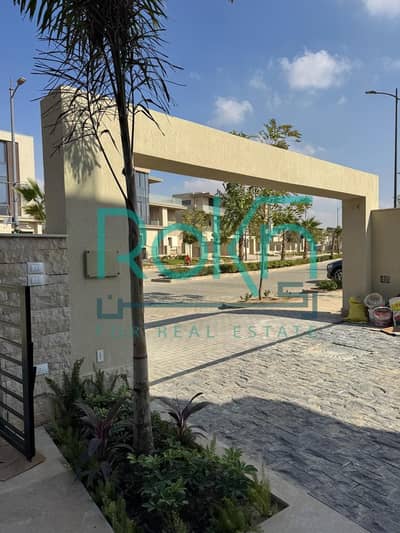 فیلا 3 غرف نوم للبيع في الشيخ زايد، الجيزة - 8b3ef3d3-39ae-4741-a399-577bc7a90554. jpg