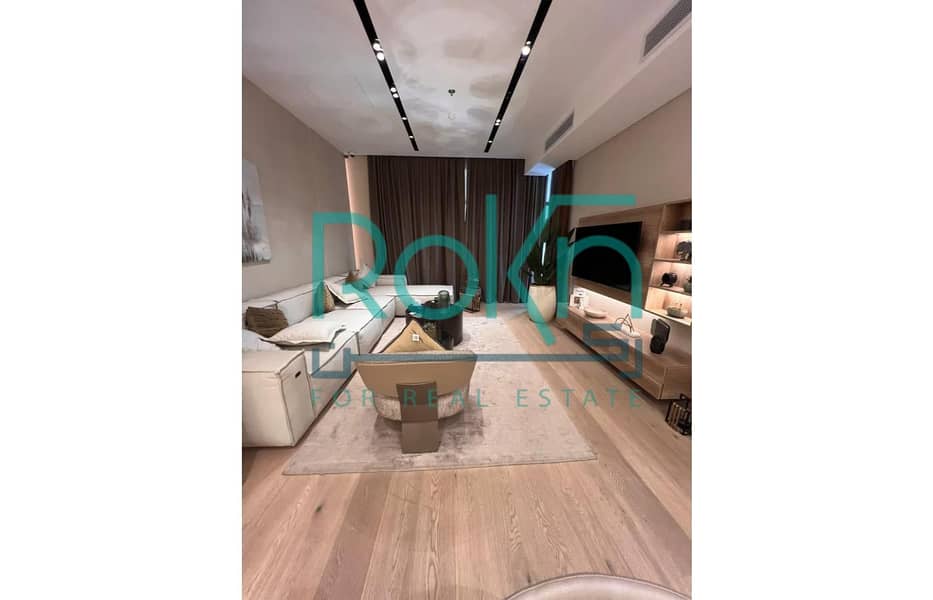 5 WhatsApp Image 2025-12-08 at 12.09. 53 (3). jpg