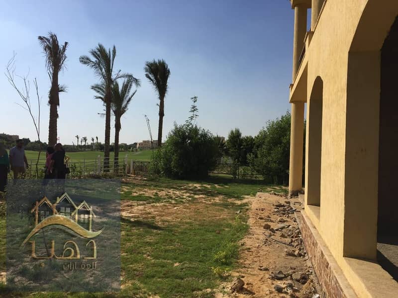 10 b67eaa52-4486-471e-a201-714180c48090. jpg