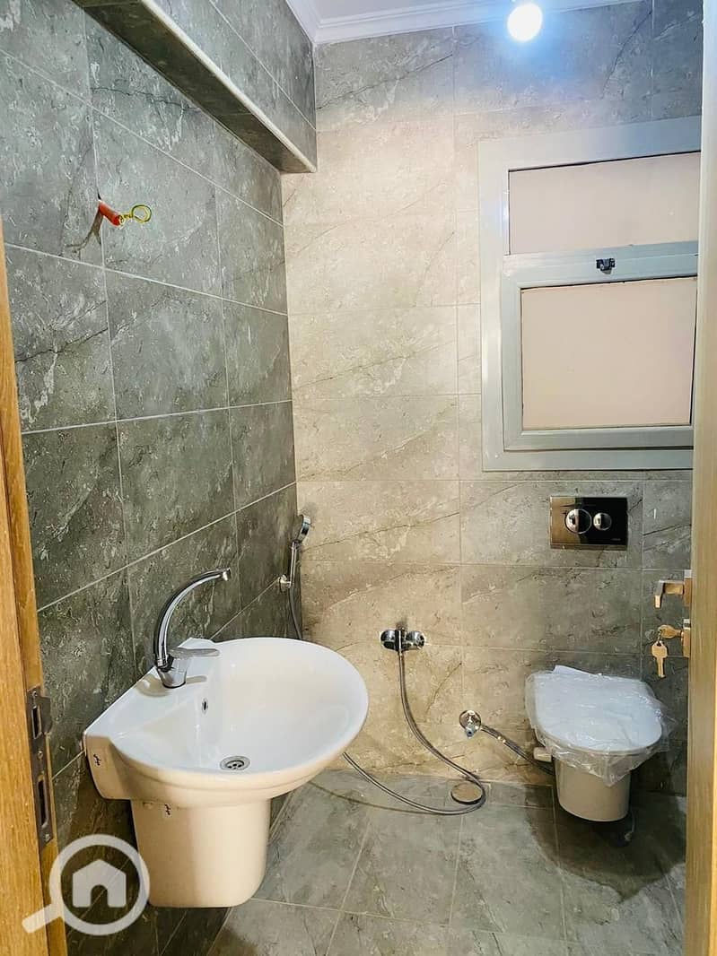 3 WhatsApp Image 2025-12-10 at 18.12. 36 (1). jpeg