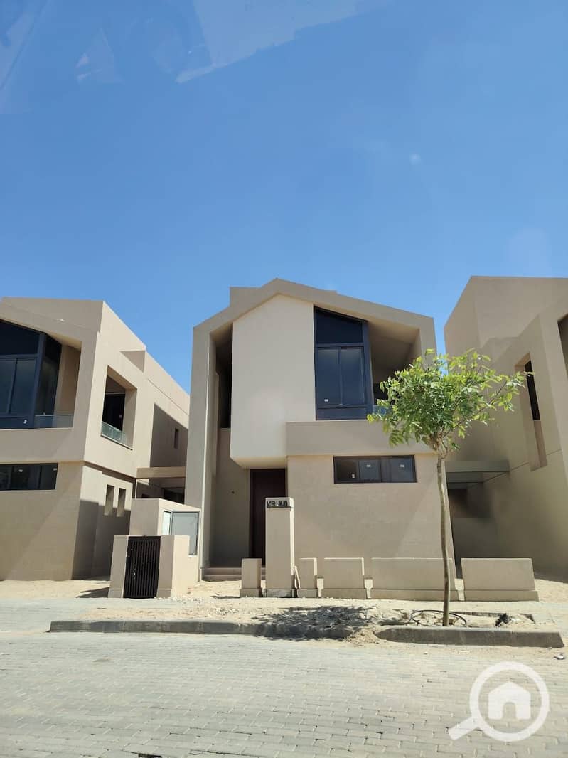 2 WhatsApp Image 2025-09-28 at 12.33. 09_060001cd. jpg