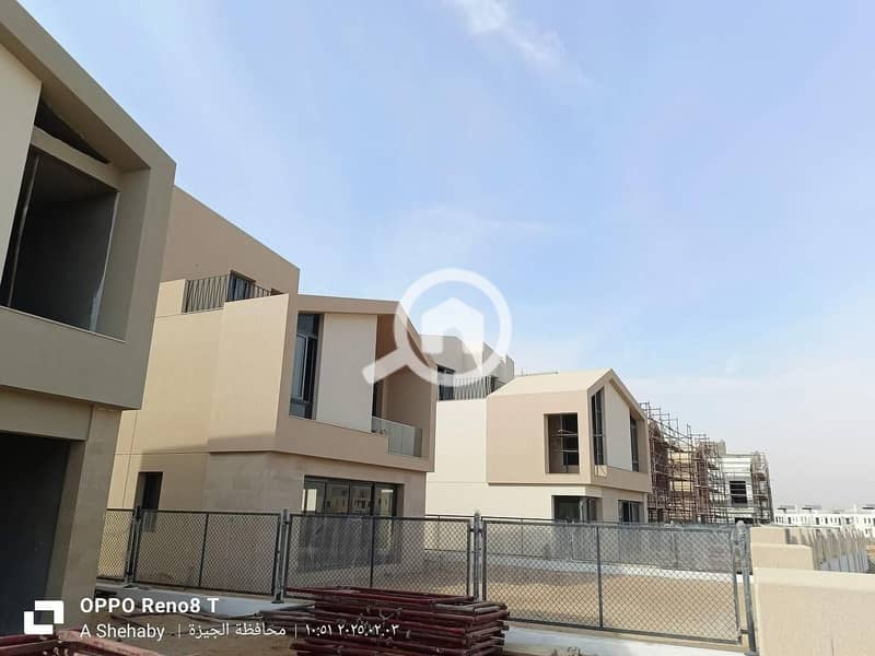 10 WhatsApp Image 2025-09-03 at 14.17. 06_75435c19. jpg