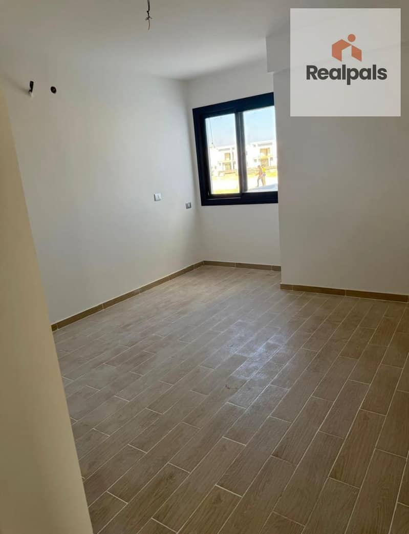 4 WhatsApp Image 2025-12-15 at 6.20. 46 PM (1). jpeg