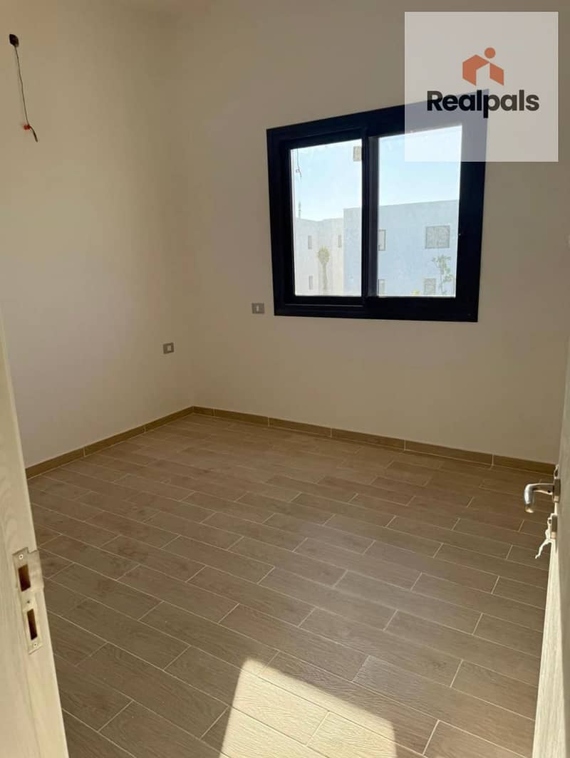 10 WhatsApp Image 2025-12-15 at 6.20. 47 PM. jpeg