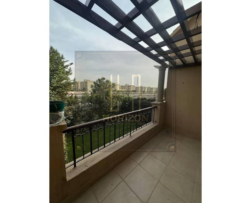 4 34631106-800x600. jpg