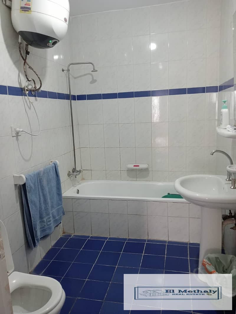 9 506e2035-d12f-47bc-80d9-8e6cdd5b515c. jpg