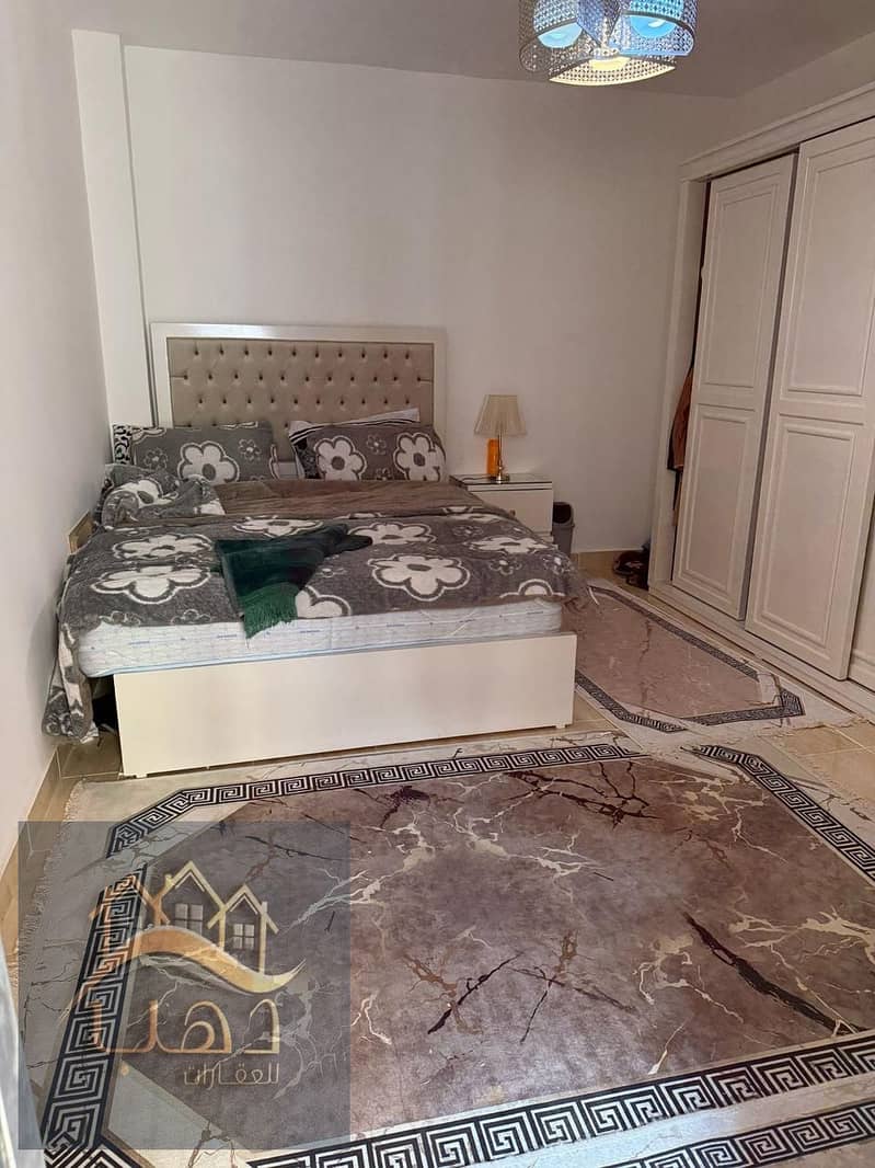 12 3b472d7b-5863-4606-b8e6-a16f708d575d. jpg