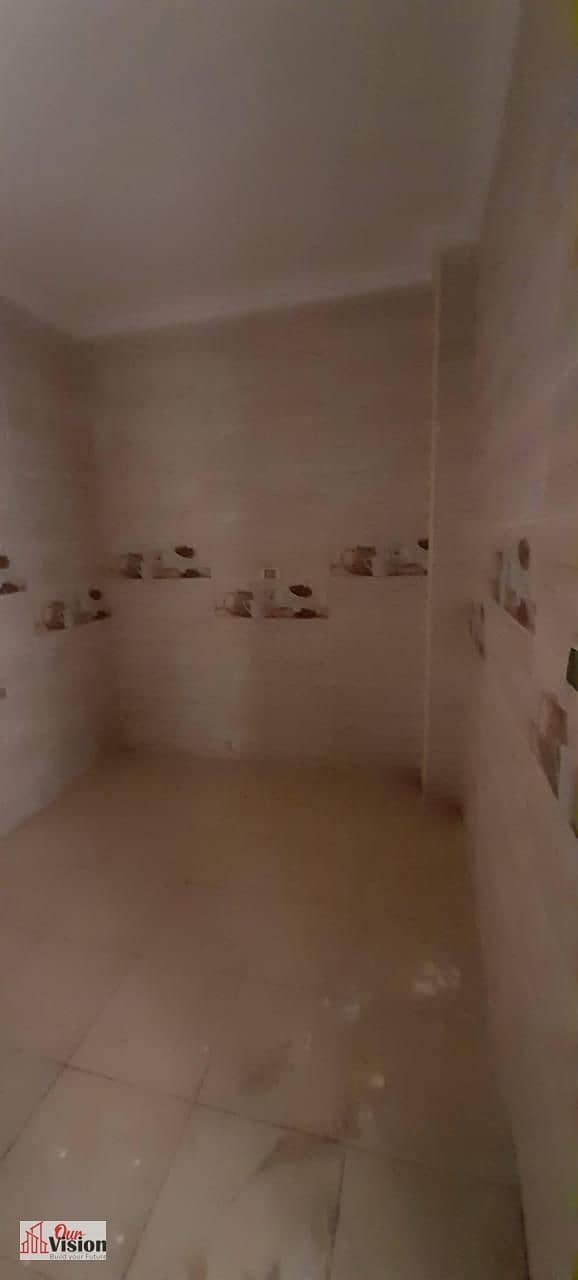 6 WhatsApp Image 2025-12-12 at 10.42. 08 AM(2). jpeg