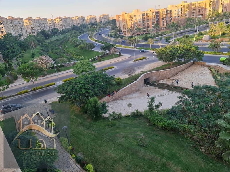 7 7e1d2812-cda8-492e-9d91-ce16b1d0682d. jpg