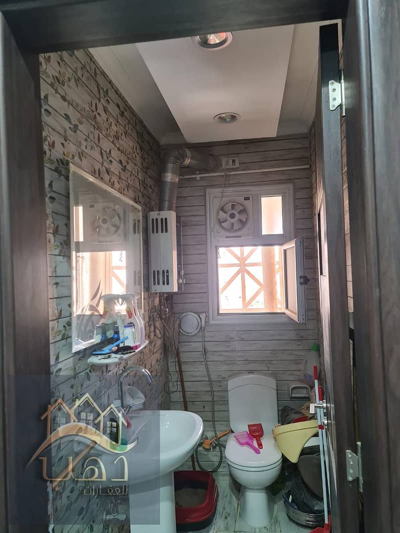 13 727b8937-d8a5-47d7-b34c-3fa8d73a80cc. jpg