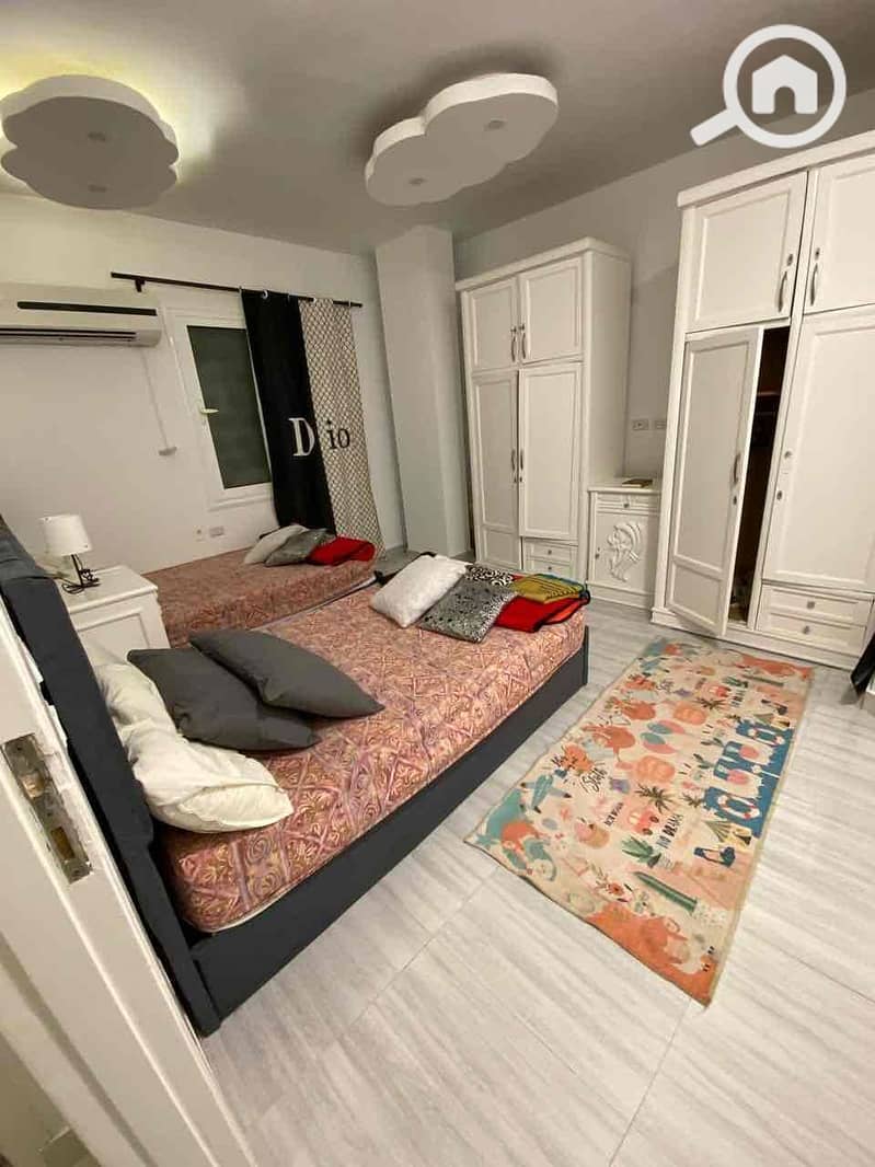 9 15b01b25-9117-4fc7-b46a-97e8c0fd6d4d. jpg