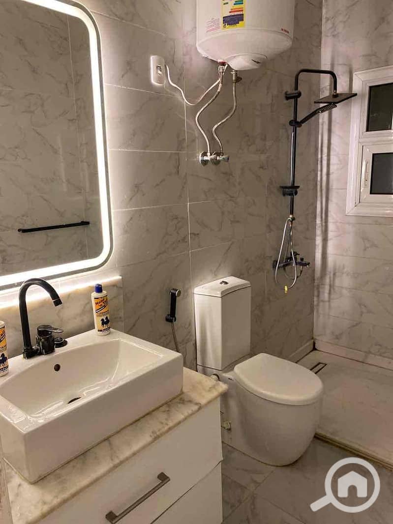 12 a31ef5d5-485a-42c5-be8e-ed7737cfbae7. jpg