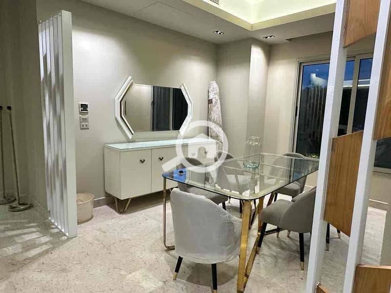 6 86dc6580-51dd-430b-a62d-50998fa5d0b7. jpg