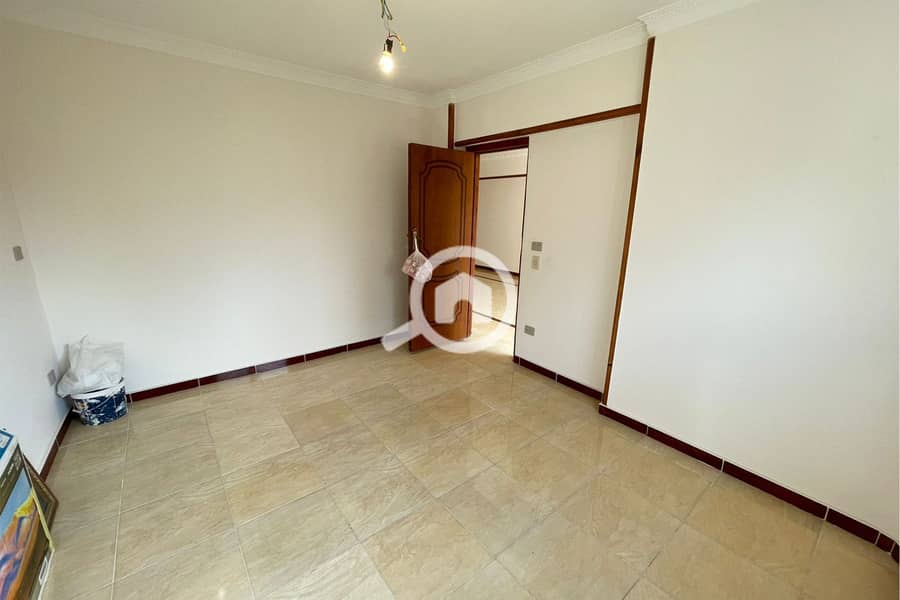 10 Untitled-1_0014_WhatsApp Image 2025-12-07 at 11.11. 36 AM (2). jpg