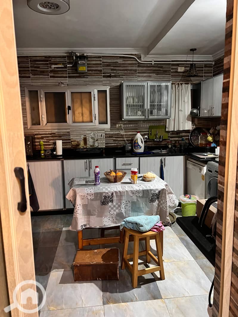 6 39bbc0da-6fea-463d-b517-71fe589dcf7b. jpeg