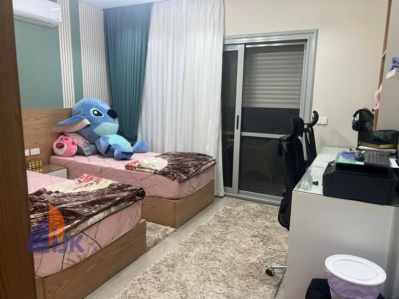 11 WhatsApp Image 2025-12-15 at 19.27. 19_3b149ea8. jpg